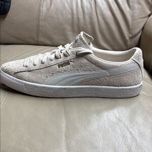 Puma Suede Vintage EB Eggnog Sneakers with Gold Accents Size 11